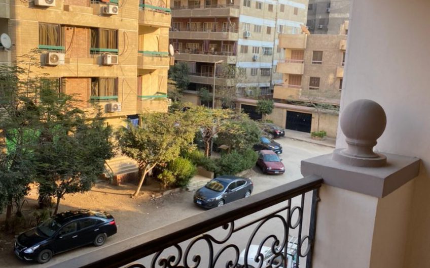 شقة 160 متر للبيع مسجلة شهر عقارى بحصة جراج تشطيب حديث