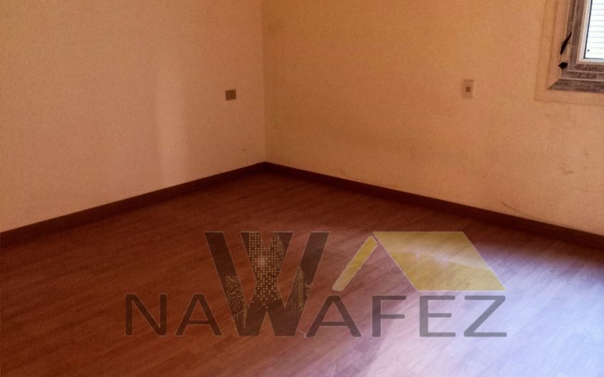 شقة للبيع 220 متر بإطلالة رائعة بالقرب من النادى الاهلى مسجلة ولها حصة جراج على الفرش والسكن