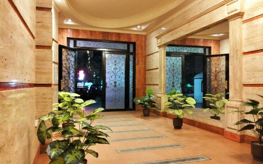 شقة للبيع 280 متر شارع مكرم عبيد الرئيسى عقد مسجل حصة جراج تشطيب اول استخدام