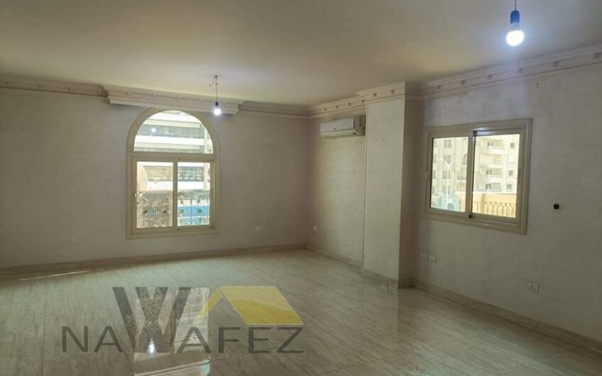 شقة للبيع 250 متر فى المربع الذهبى مدينة نصر عقد مسجل شارع رئيسى عمارة جديدة تشطيب حديث