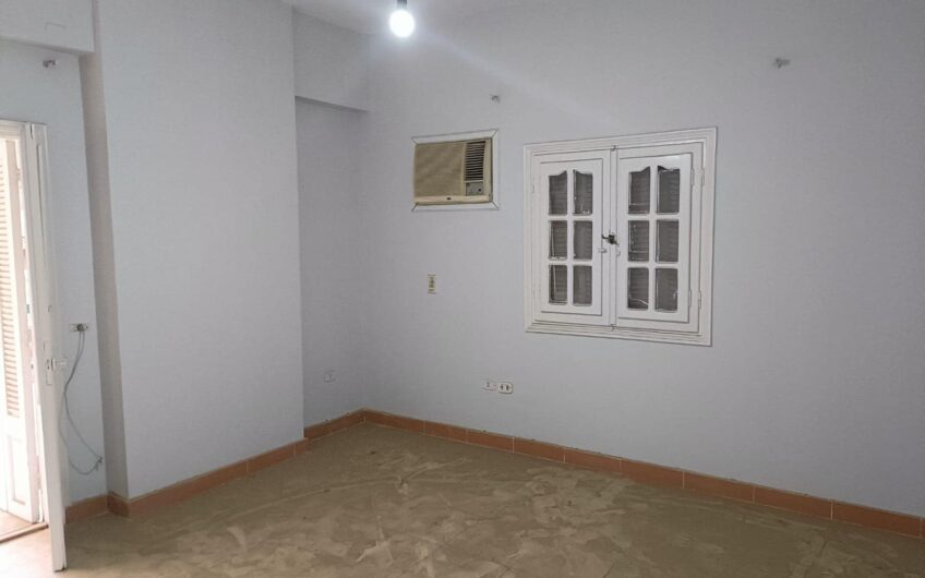 شقة للبيع 220 متر فى ارقى مناطق مدينة نصر عمارة مميزة خطوات من احمد فخرى والنادى الاهلى