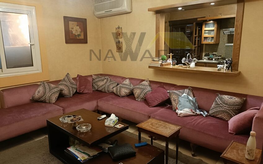 شقة لقطة للبيع فى مدينة نصر موقع مميز عقد مسجل حصة جراج بحرى صريح موازى لابو داوود الظاهرى